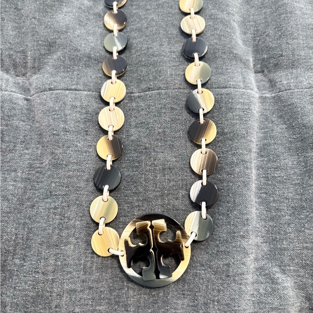 Tory Burch Logo Tortoise Shell Women’s Resin Necklace